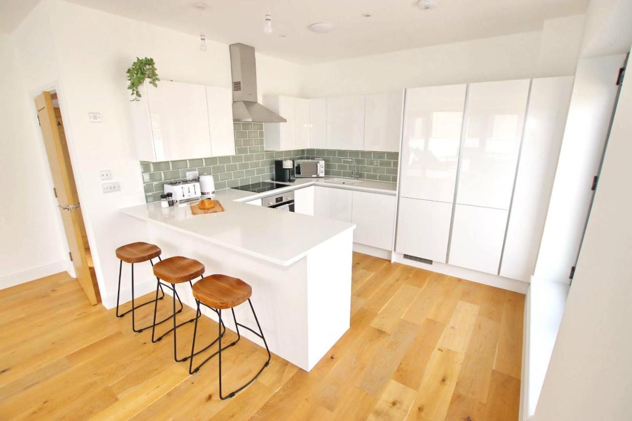 Modern Home For Small Groups By Stones Throw Apartments - Free Parking - Sea View Worthing Esterno foto